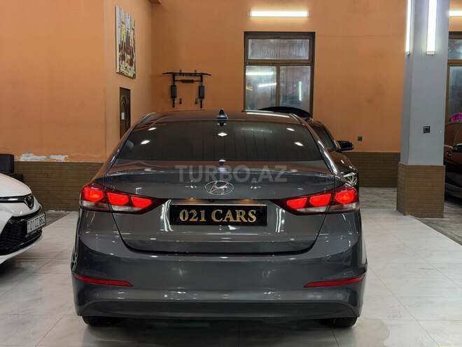 Hyundai Elantra 2017, 190,021 km - 2.0 l - Xırdalan