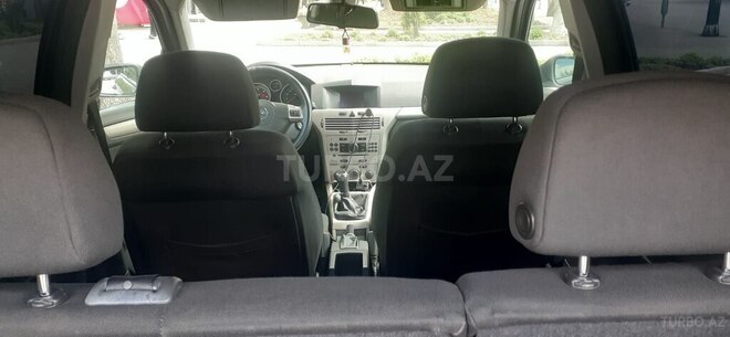 Opel Astra-8
