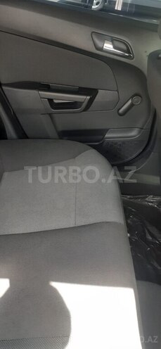 Opel Astra-11