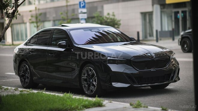 BMW i5-8