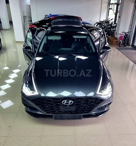 Hyundai Sonata-12