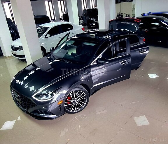 Hyundai Sonata-15