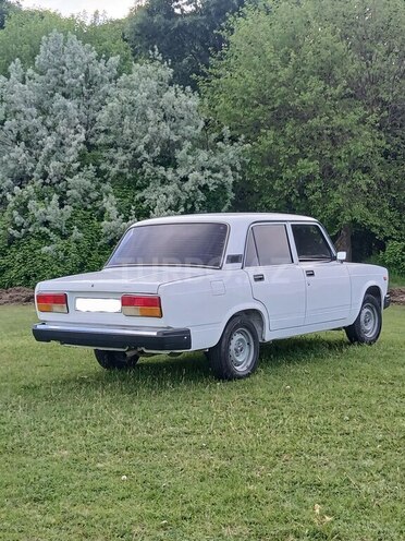 LADA (VAZ) 2107-5