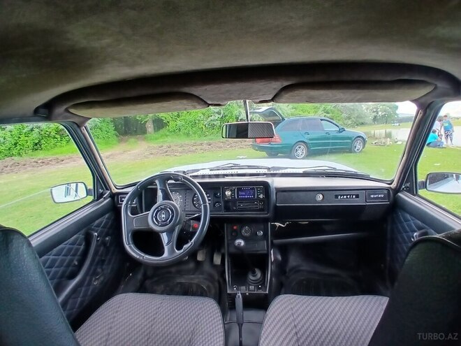 LADA (VAZ) 2107-6