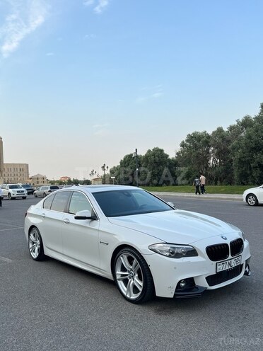 BMW 528-2