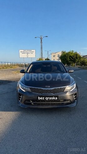 Kia K5-1