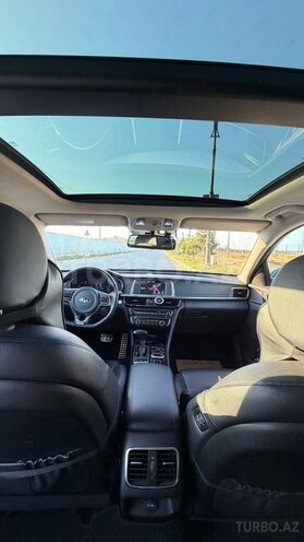 Kia K5-8