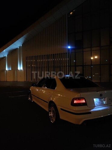 BMW 525-6