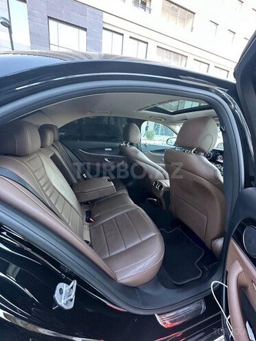 Mercedes E 220 d-7