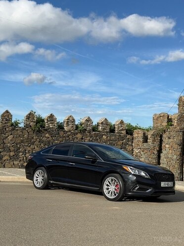 Hyundai Sonata-2