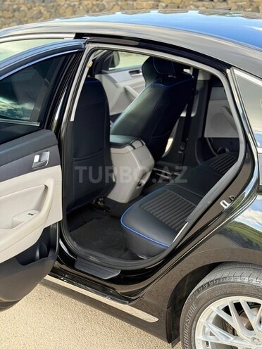 Hyundai Sonata-10