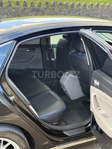 Hyundai Sonata-9