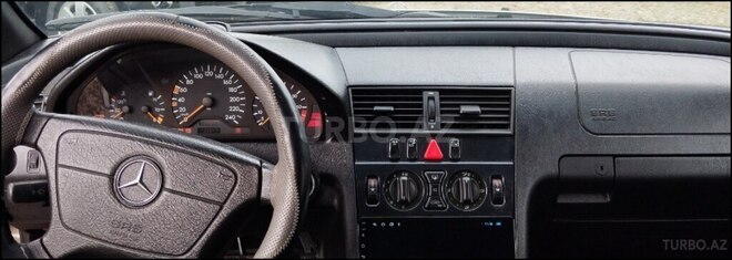 Mercedes C 200-3