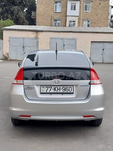 Honda Insight-5