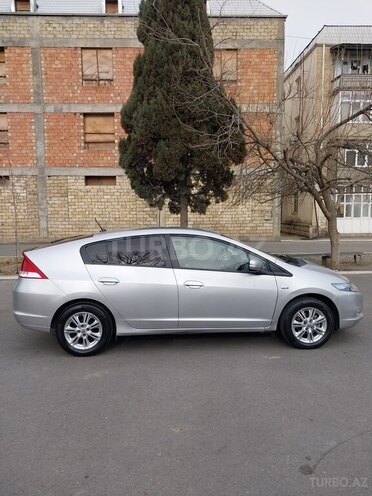 Honda Insight-7