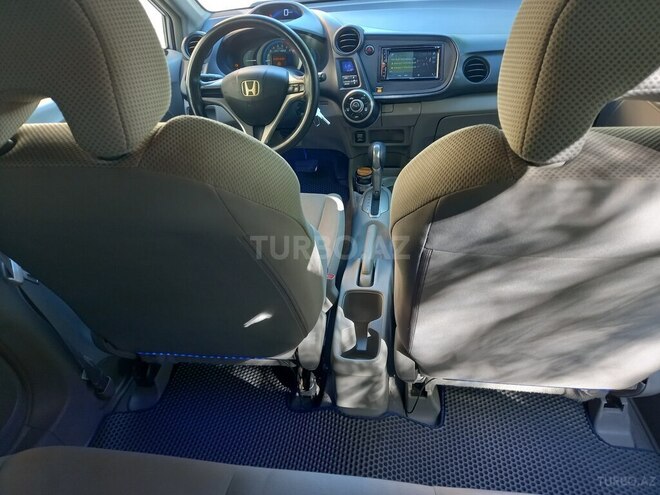 Honda Insight-10
