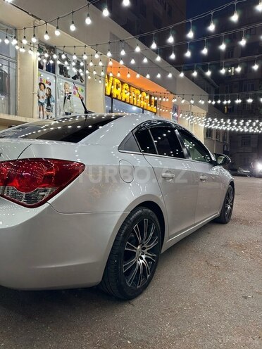 Chevrolet Cruze-2