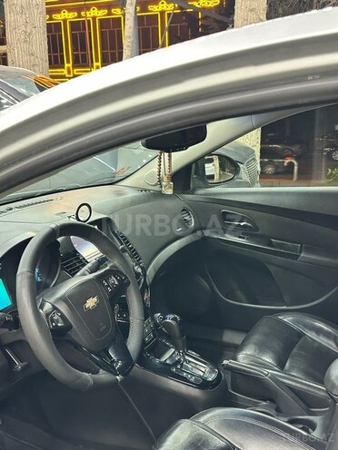 Chevrolet Cruze-7