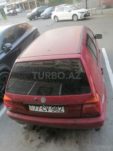 Volkswagen Golf-4