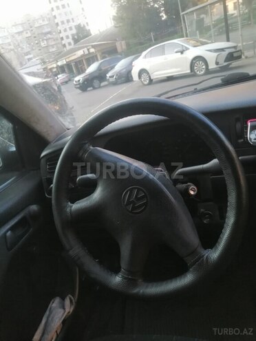 Volkswagen Golf-8