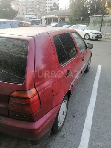 Volkswagen Golf-6