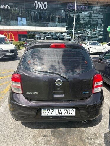 Nissan March-2
