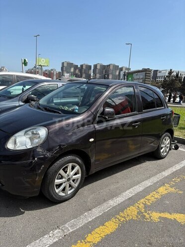 Nissan March-4