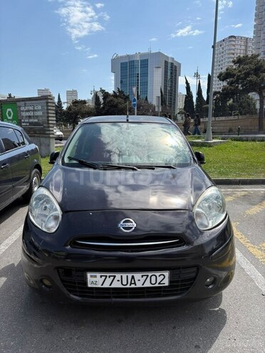Nissan March-1