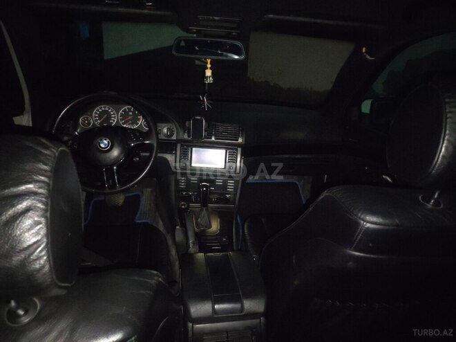 BMW 525-11