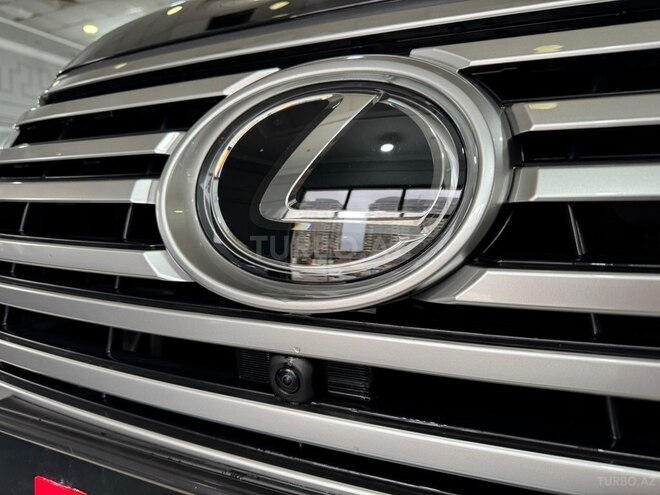 Lexus LX 600-10