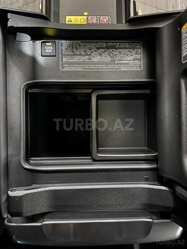 Lexus LX 600-26