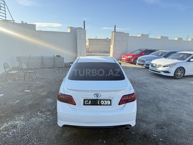 Toyota Camry-9