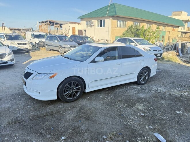 Toyota Camry-3