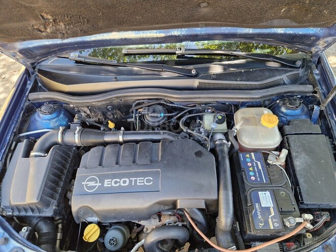 Opel Astra-12