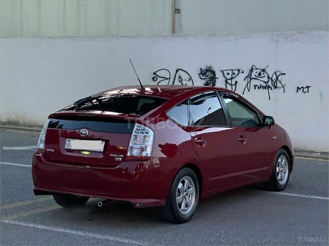 Toyota Prius-7