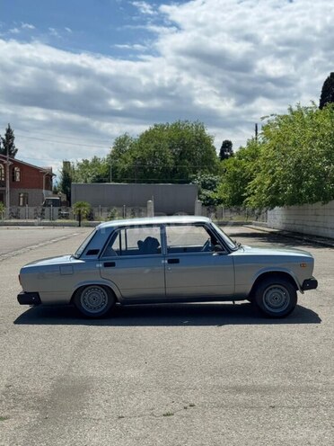 LADA (VAZ) 2107-10