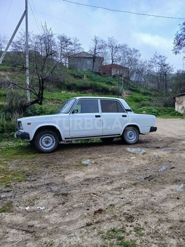 LADA (VAZ) 2107-10
