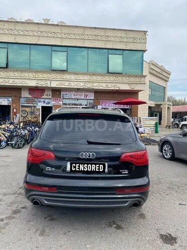 Audi Q7-2