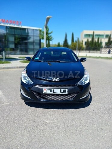 Hyundai Sonata-1