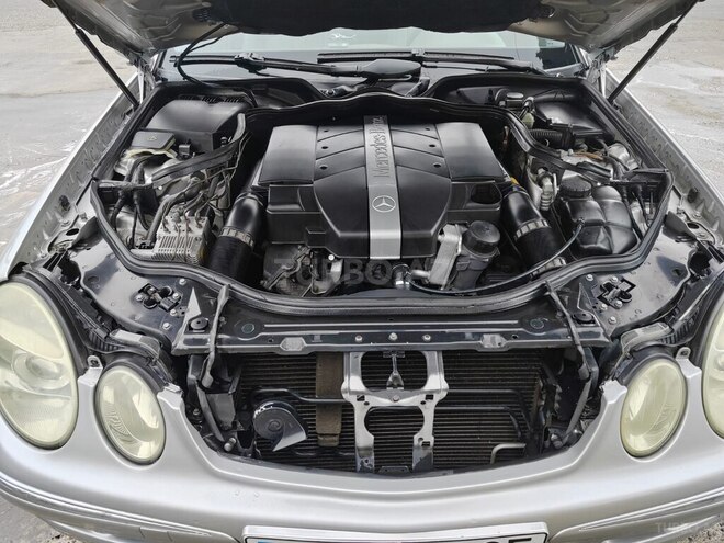 Mercedes E 240-15