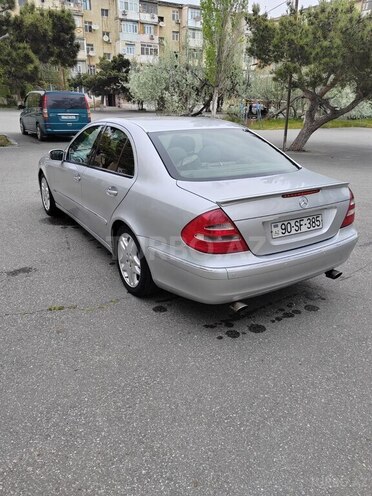 Mercedes E 240-14