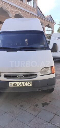 Ford Transit-2