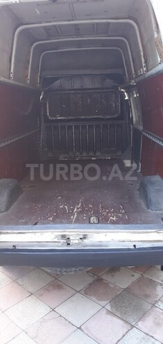 Ford Transit-6