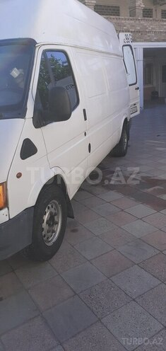 Ford Transit-14