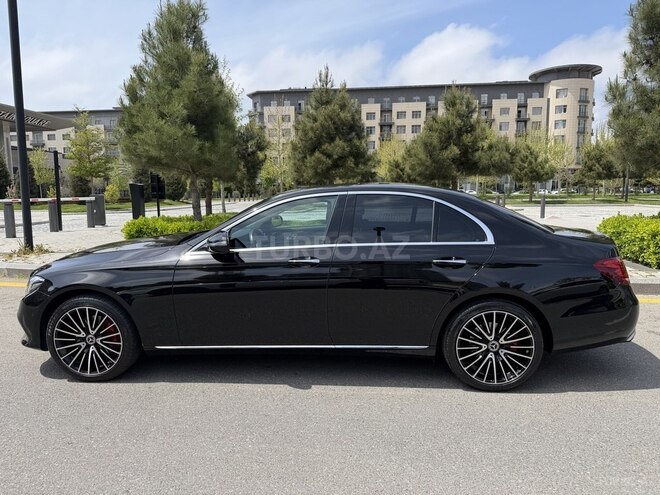 Mercedes E 220 d-4