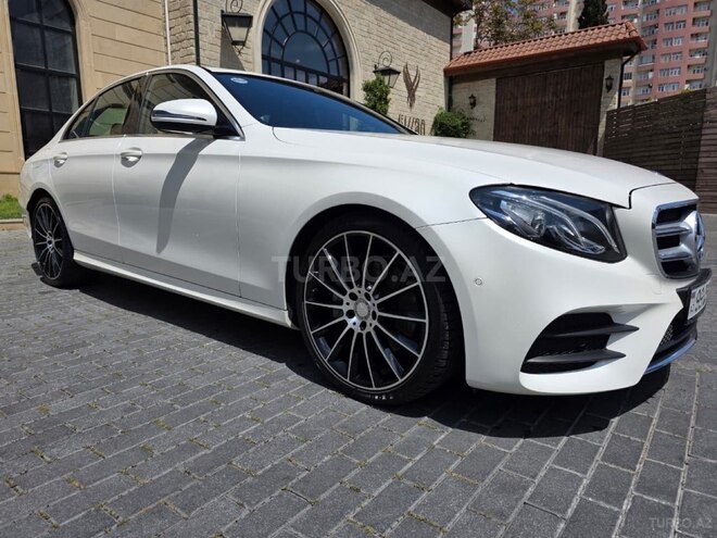 Mercedes E 200-8