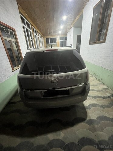Opel Astra-7