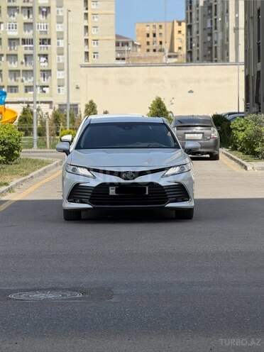 Toyota Camry-1