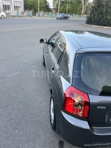 Toyota Corolla-9