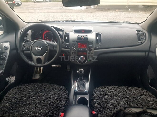 Kia Cerato-4